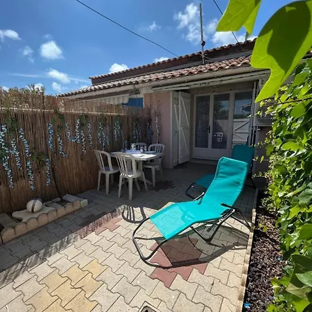 Pavillon Climatise 4 Personnes 25m2 * Gruissan