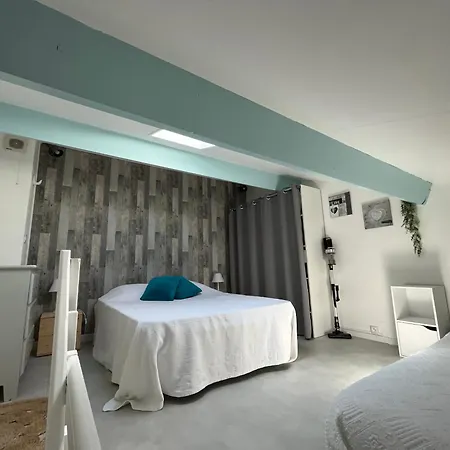 Holiday home Pavillon Climatise 4 Personnes 25m2 Gruissan